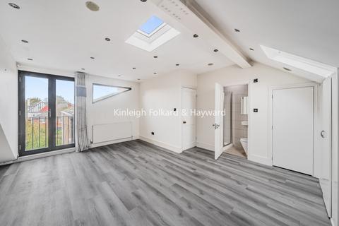 6 bedroom house to rent, Grafton Road, Acton, London, W3