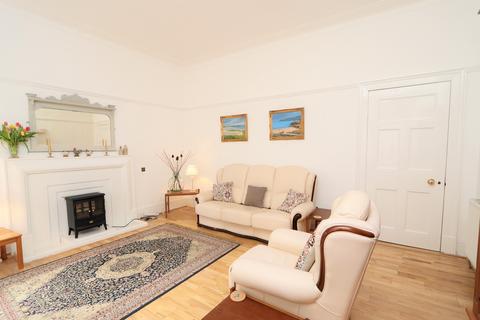 2 bedroom flat to rent, Bridge Street, Wick, Highland. KW1 4NG