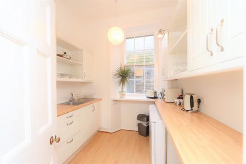 2 bedroom flat to rent, Bridge Street, Wick, Highland. KW1 4NG