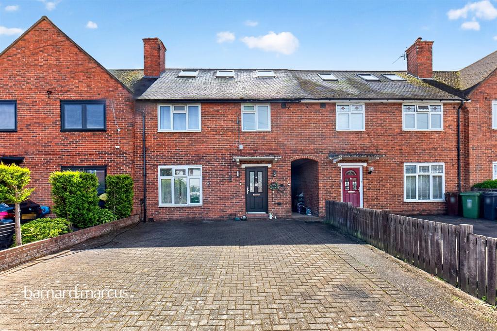 5 bedroom terraced house for sale