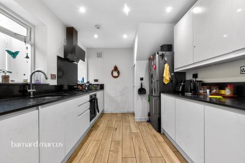 5 bedroom terraced house for sale, Brumfield Road, Epsom