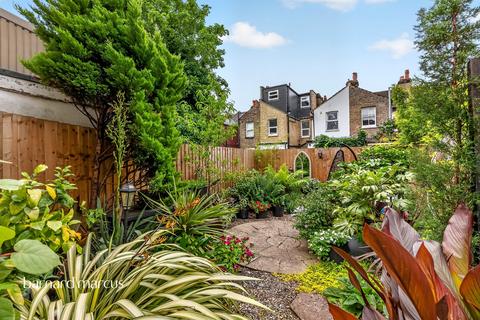 2 bedroom terraced house for sale, Alpha Road, Croydon