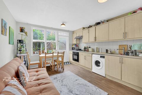 Carlisle Walk, LONDON E8