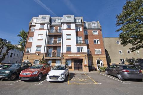 1 bedroom retirement property for sale, Pleydell Gardens, Folkestone, Kent, CT20