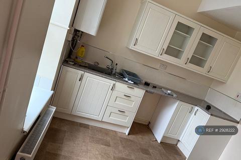 1 bedroom flat to rent, Senghenydd, Caerphilly, CF83