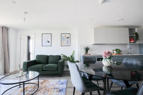 2 bedroom apartment to rent, 10th Floor – 2 Bed 2 Bath Apartment – Middlewood Locks, Railings