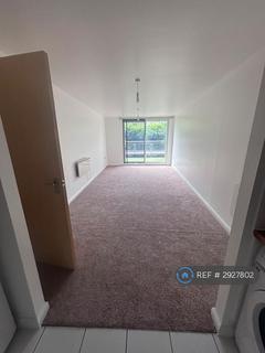 2 bedroom flat to rent, Wooldridge Close, Feltham, TW14