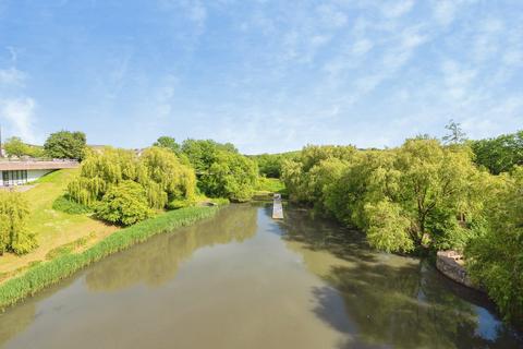 2 bedroom flat for sale, Lake Shore Drive, Bristol, Somerset, BS13