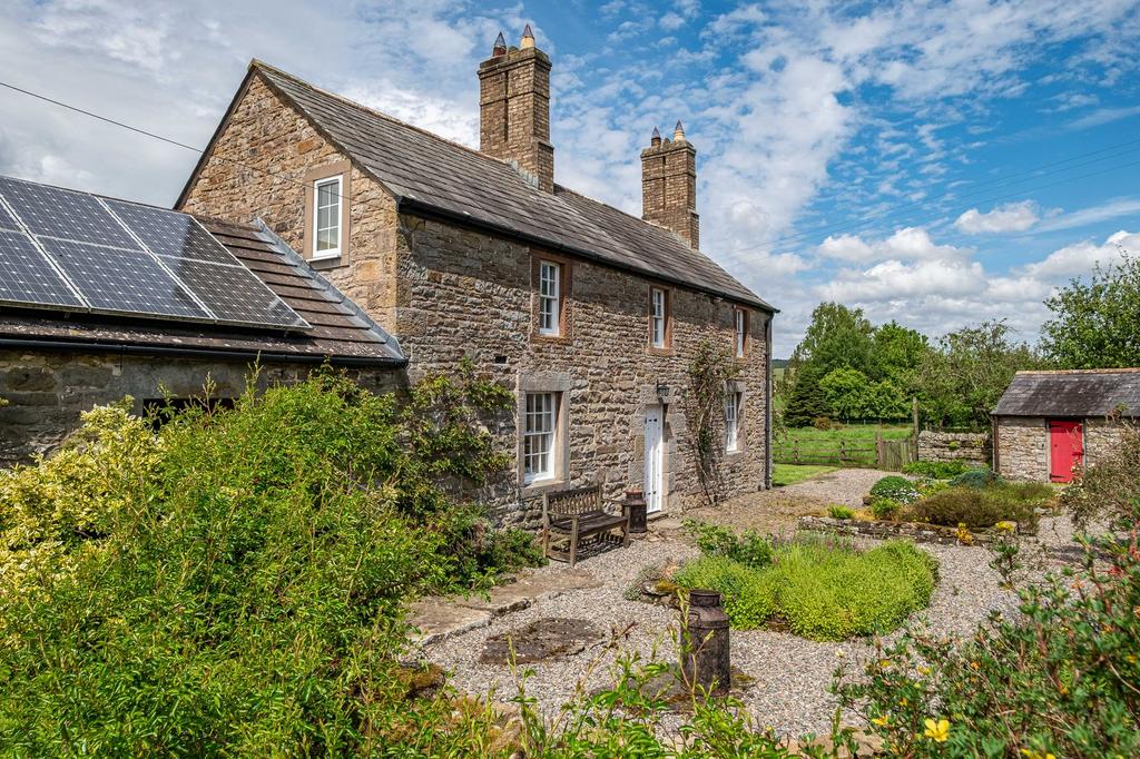 4 bedroom farm house for sale
