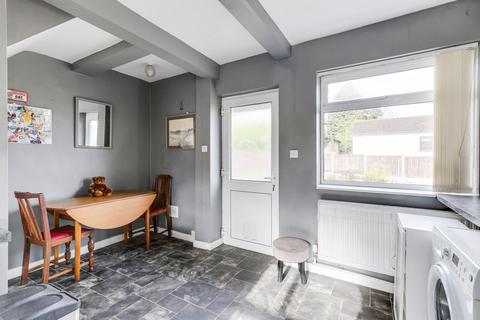 3 bedroom semi-detached house for sale, Chatsworth Avenue, Nottingham NG4