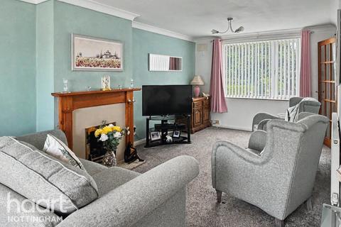 3 bedroom end of terrace house for sale, Thistledown Road, Clifton