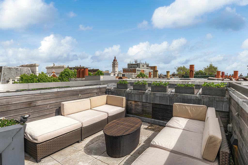 House in London, South Kensington - More