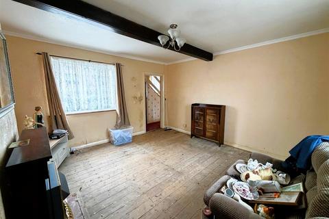 3 bedroom semi-detached house for sale, Turpington Lane, Bromley