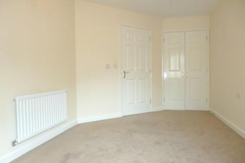 2 bedroom flat to rent, Flitches Grove, Andover, SP10