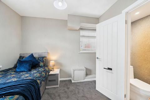 4 bed house for rent in 9 Waltham Close, Darlington DL3