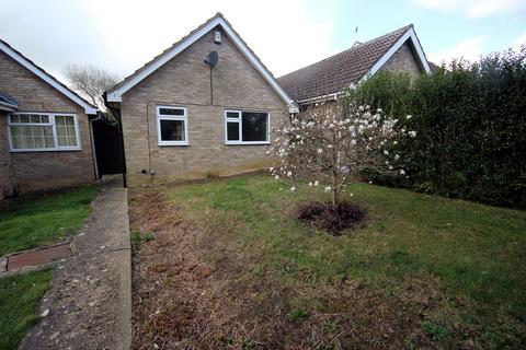 2 bed detached house for rent in The Banks , Wellingborough, Northamptonshire. NN9 5YX
