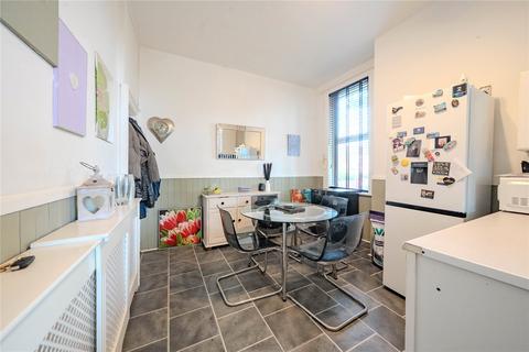 3 bedroom terraced house for sale, Bell Grove, Leeds, West Yorkshire