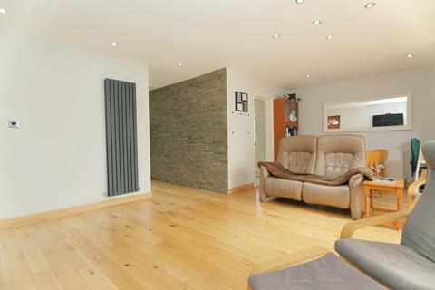2 bedroom bungalow for sale, Geraldton Avenue, Bradford, BD2