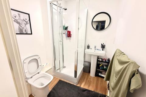 2 bedroom apartment to rent, Medina Close, Warrington, WA3
