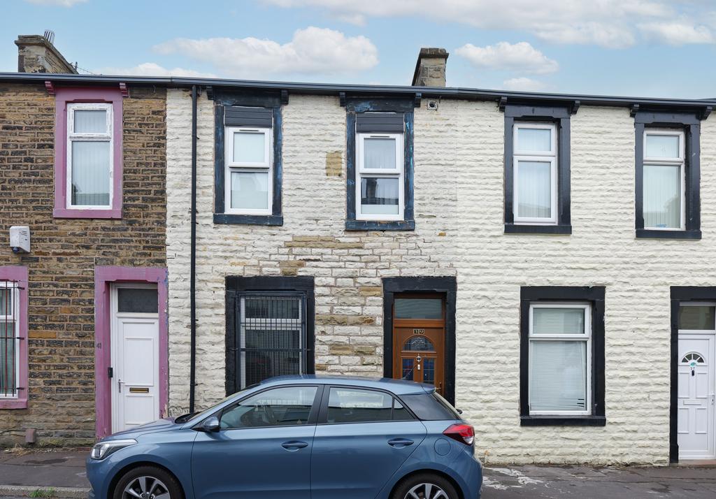 2 bedroom terraced house for sale