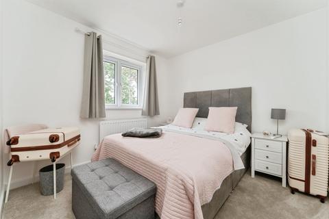 3 bedroom semi-detached house for sale, Cottonwood Road, Red Lodge, BURY ST. EDMUNDS