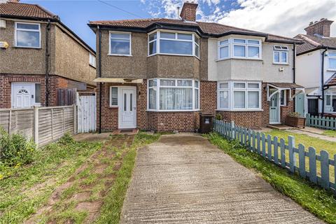 Berkeley Waye, Hounslow