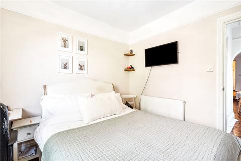 2 bedroom flat to rent, Paulet Road, London SE5