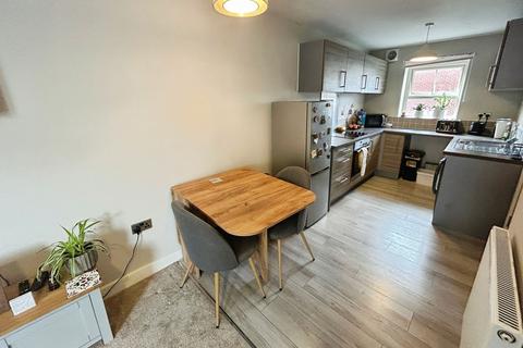 2 bedroom semi-detached house for sale, Rowan Drive, Midway, DE11