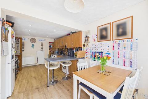 3 bedroom semi-detached house for sale, Ridgemount Close, Brockworth, Gloucester