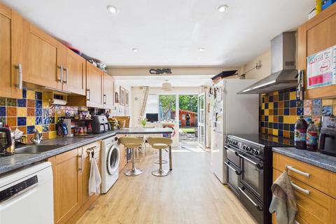 3 bedroom semi-detached house for sale, Ridgemount Close, Brockworth, Gloucester