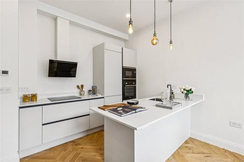 2 bedroom apartment for sale, Trinity Road, SW17