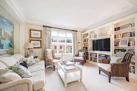 1 bedroom flat for sale, Sloane Court East, London SW3