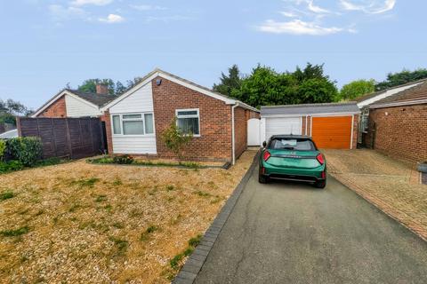 3 bedroom detached bungalow for sale, Manor Park Close, Hailsham BN27