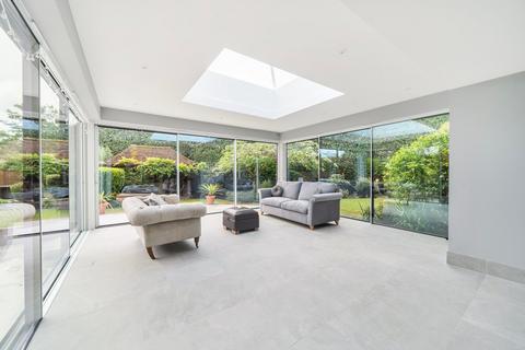 6 bedroom detached house for sale, Church Road, Westoning, MK45
