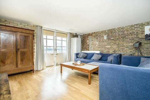2 bedroom flat for sale, Wapping Wall, London E1W