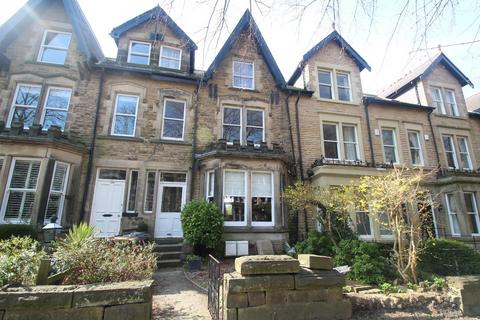 4 bed flat/apartment for rent in West End Avenue, Harrogate, North Yorkshire, UK, HG2
