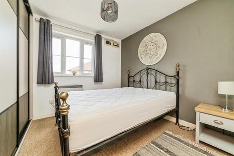 2 bedroom flat for sale, Kristiansand Way, LETCHWORTH GARDEN CITY