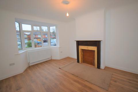 3 bedroom semi-detached house to rent, Eastcote Lane, Harrow HA2