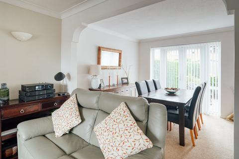 3 bedroom semi-detached house for sale, Worcester WR5