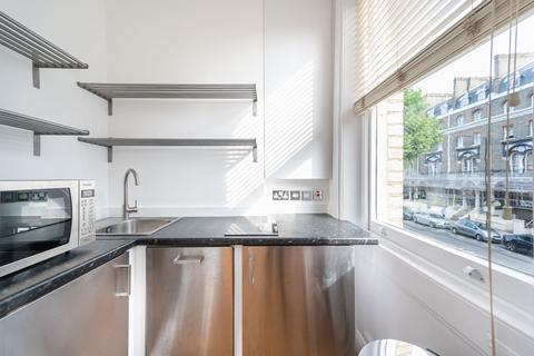 Studio to rent, Randolph Avenue, Maida Vale, London, W9