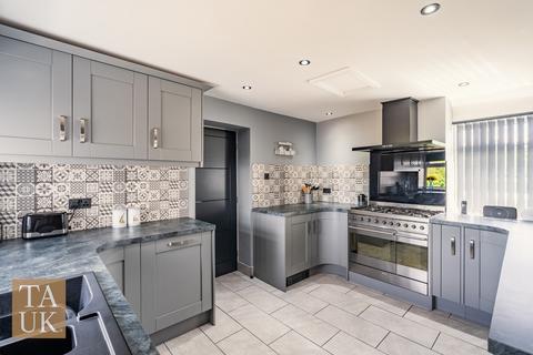 5 bedroom farm house for sale, Brynteg, Anglesey LL78