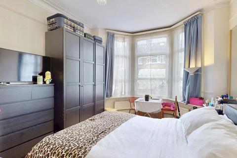 5 bedroom terraced house for sale, Bathurst Gardens, London NW10