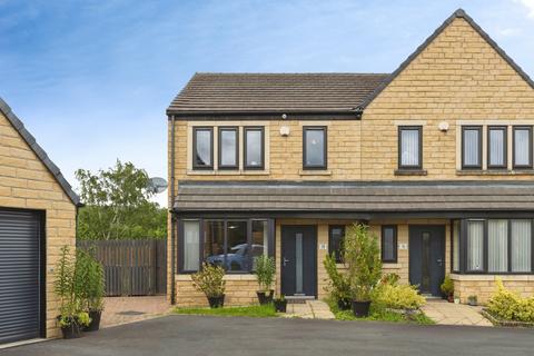 3 bedroom semi-detached house for sale, Mill Rise, Huddersfield, HD4