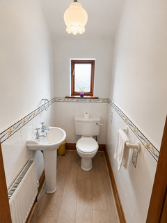 3 bedroom detached house to rent, Haslingden Old Road, Rawtenstall, BB4