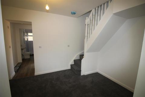 2 bedroom terraced house to rent, Beards Terrace, Coggeshall, Colchester