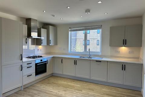2 bedroom flat to rent, Osprey Drive, Trumpington