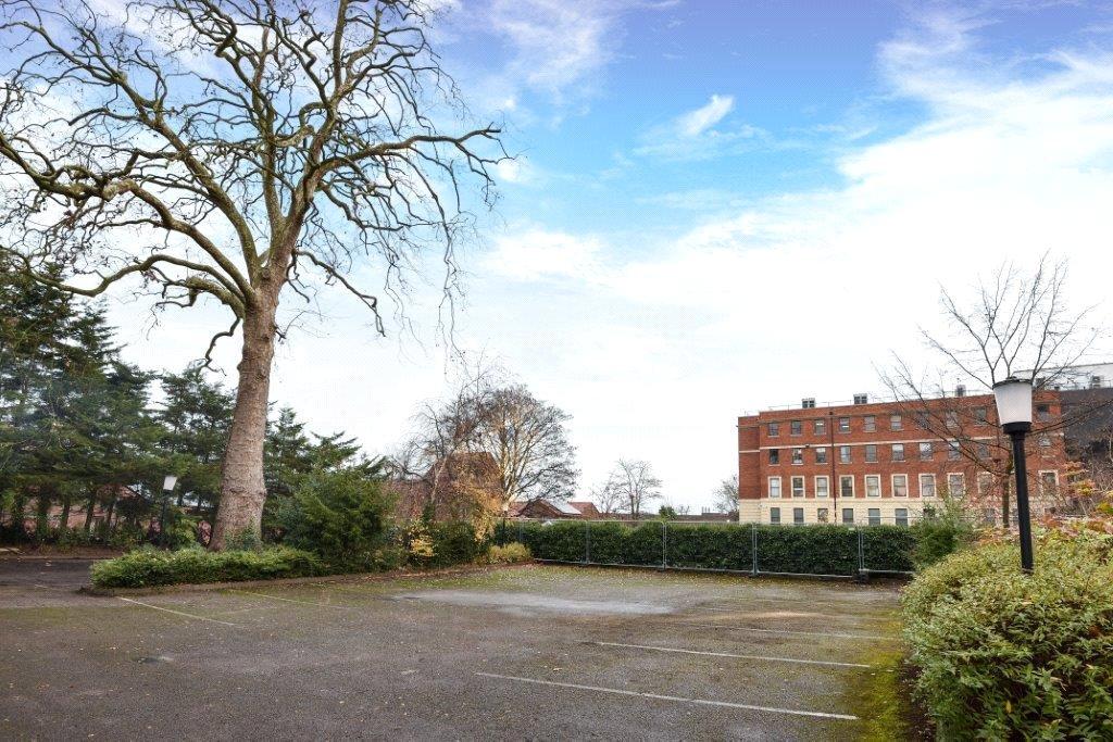 Apartment in Reading - More