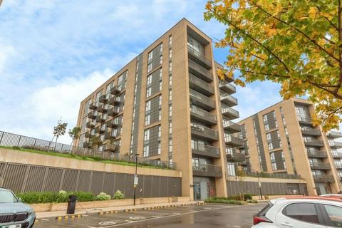1 bedroom flat for sale, Green Park - Convenient for Station and amenities,  Berkshire,  RG2