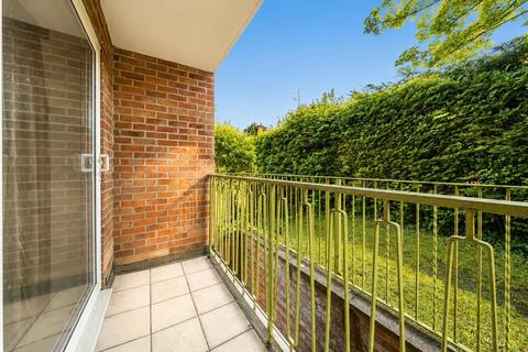 2 bedroom apartment for sale, Sycamore Court, Harvey Road, Guildford
