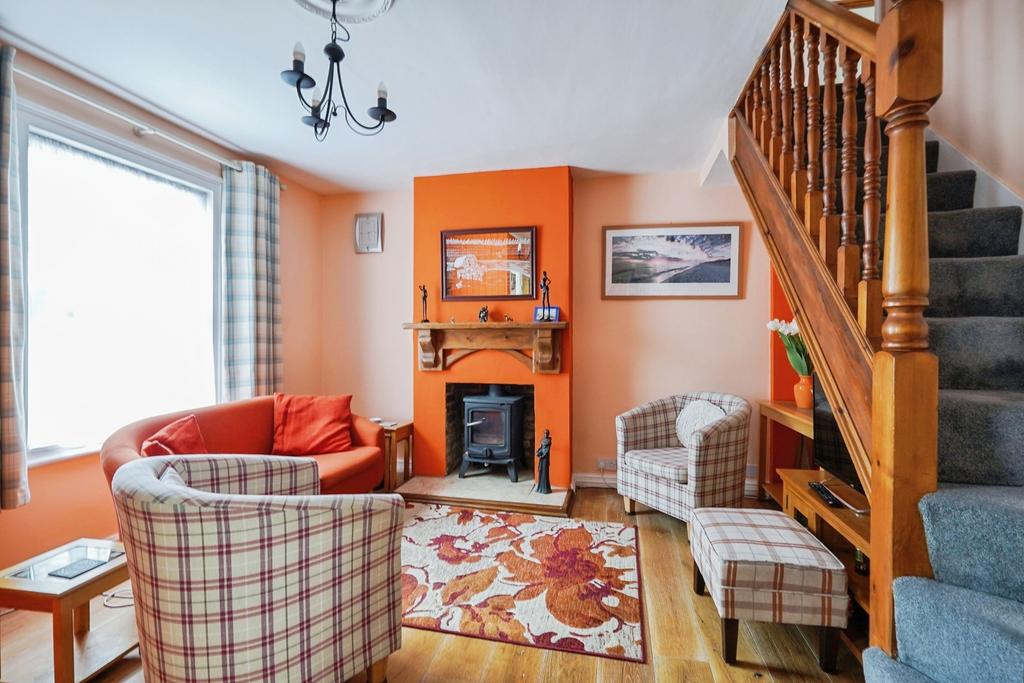 Living room, fireplace